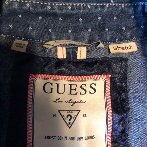 Guess short blue Jean jacket - Picture 8 of 12